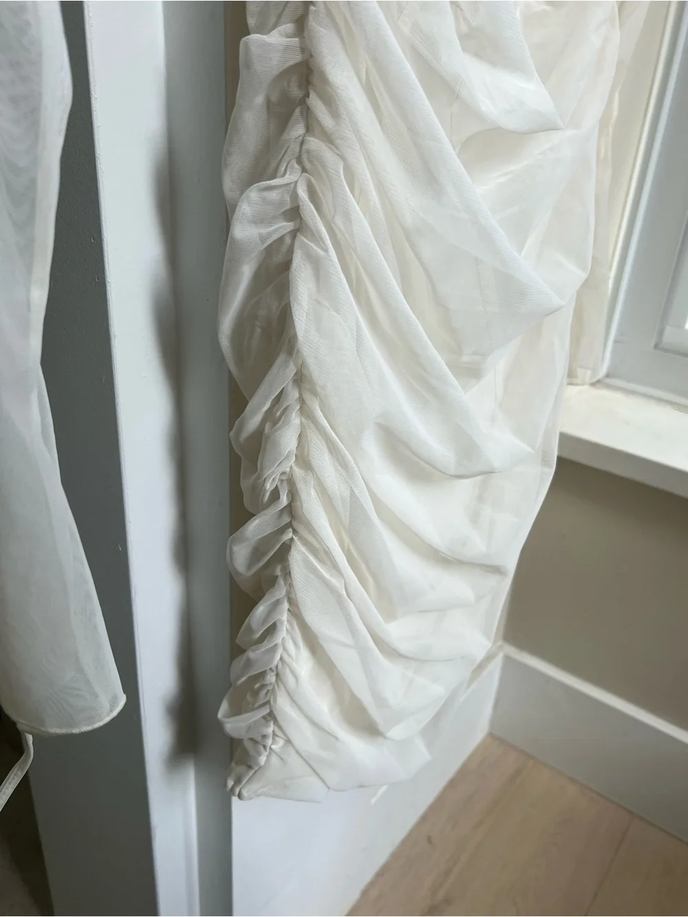 Oh Polly Dress - Picture 2 of 5
